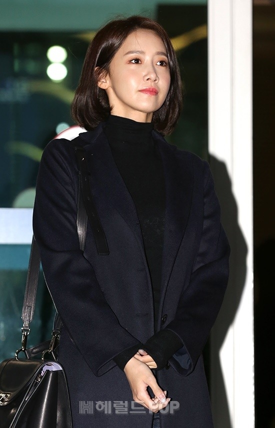 Yoona vẫn xinh đẹp rung động lòng người dù phải bay sớm
