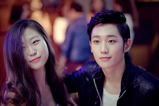 7 lý do để yêu chàng trai có nụ cười trong suốt Jung Hae In