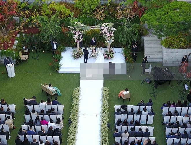 Chương Tử Di gửi lời xin lỗi tới vợ chồng Song – Song sau đám cưới