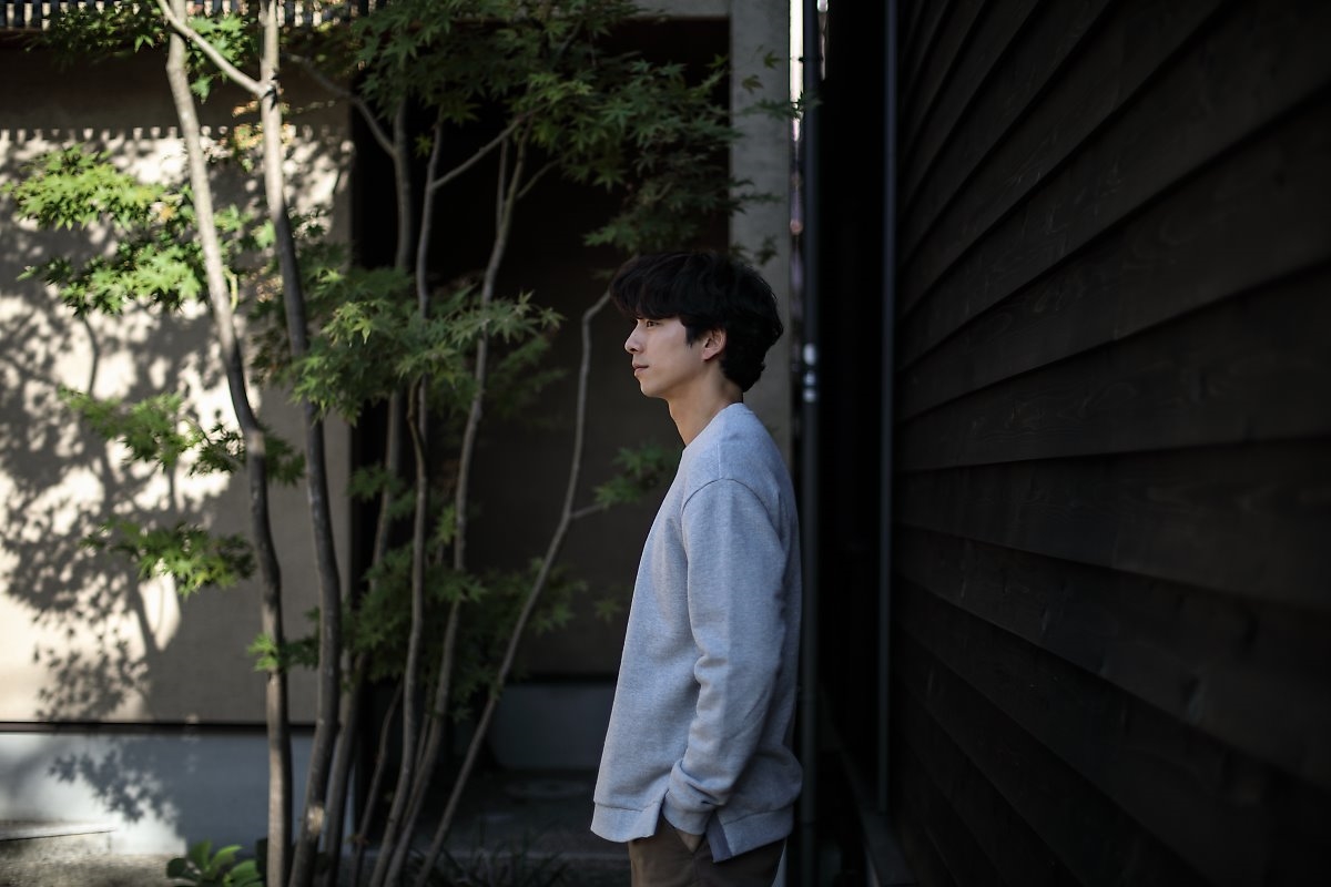 Gong Yoo khoe ảnh du lịch Nhật Bản đẹp mê hồn
