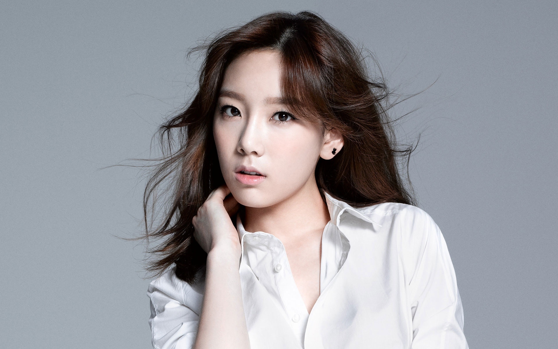 Sao nữ khiến fan girl của idol nam dè chừng