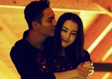 Hết Triệu Lệ Dĩnh Trần Vỹ Đình lại bị nghi ngờ hẹn hò Địch Lệ Nhiệt Ba