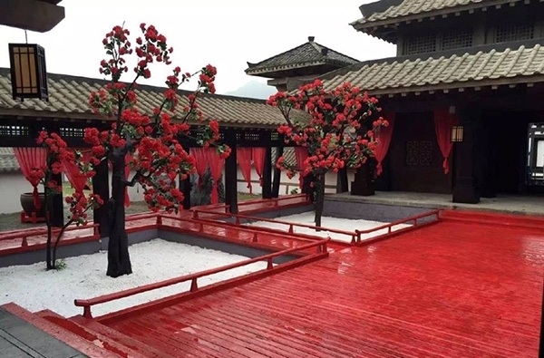 Phì cười hậu trường các đoàn làm phim nghèo rớt mùng tơi