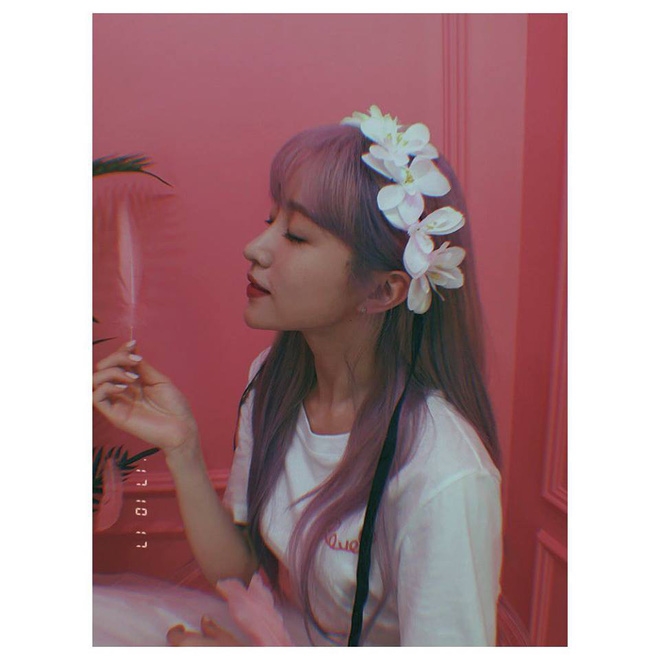 Đọ sắc những nữ idol Kpop nhuộm tóc tím