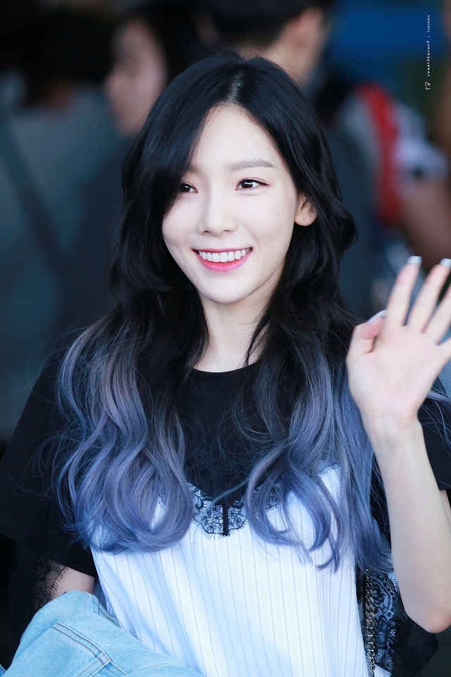 Đọ sắc những nữ idol Kpop nhuộm tóc tím