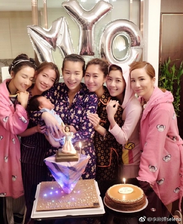 Sinh nhật khi đang ở cữ, Hồ Hạnh Nhi khiến fan ganh tỵ vì chồng tâm lý