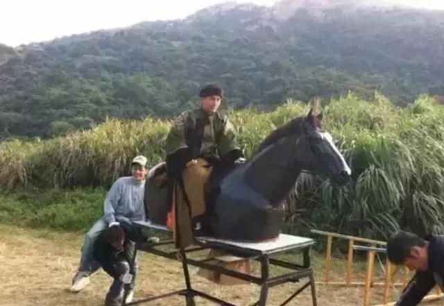 Phì cười với những bức ảnh hậu trường 'độc' hiếm thấy của Hoa ngữ