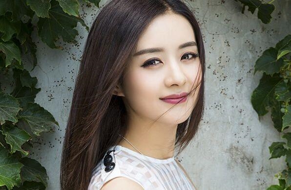 Mỹ nhân Hoa Ngữ bỗng trở nên xấu xí khi bị doanh nghiệp mượn hình ảnh
