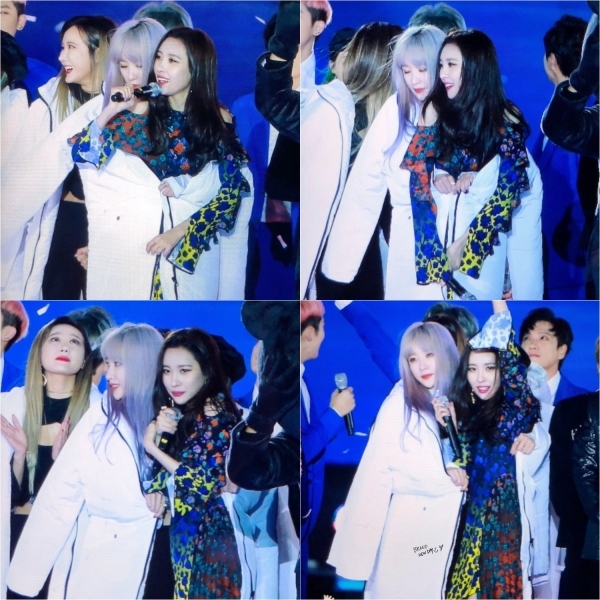 Hani ga lăng che chắn cho Sunmi khỏi lạnh tại Dream Concert 2017