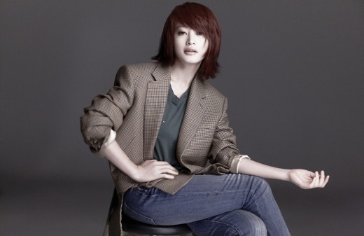 Kim Hye Soo chia sẻ cảm xúc khi lột xác hoàn toàn trong movie mới