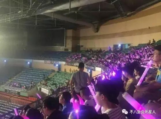 Nghệ sĩ Hoa Ngữ tổ chức live show âm nhạc