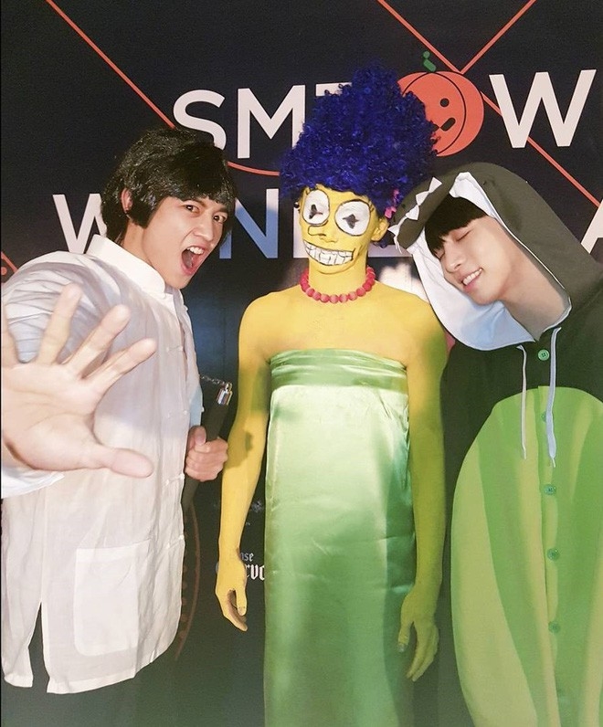 Cùng ngắm nhìn các idol nhà SM hoá thân xuất thần trong tiệc Halloween