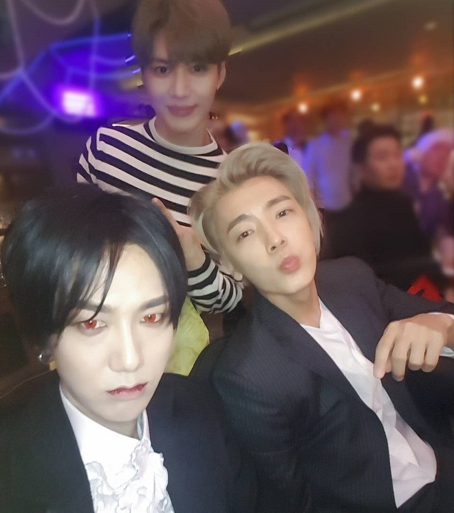 Cùng ngắm nhìn các idol nhà SM hoá thân xuất thần trong tiệc Halloween