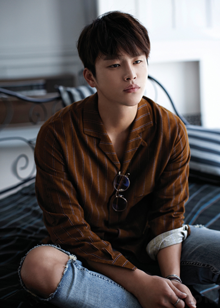 Lý do fan cuồng quyết bám đuôi Kim So Hyun tới tới trường trung học