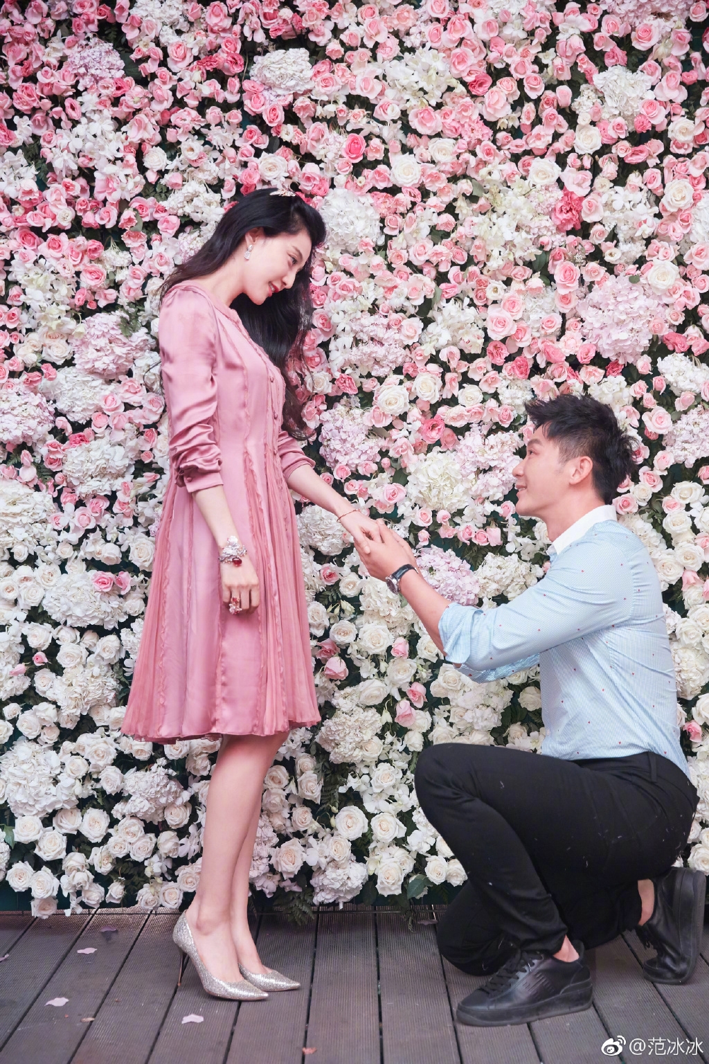Những sự kiện gây chấn động làng giải trí Hoa ngữ trong năm 2017