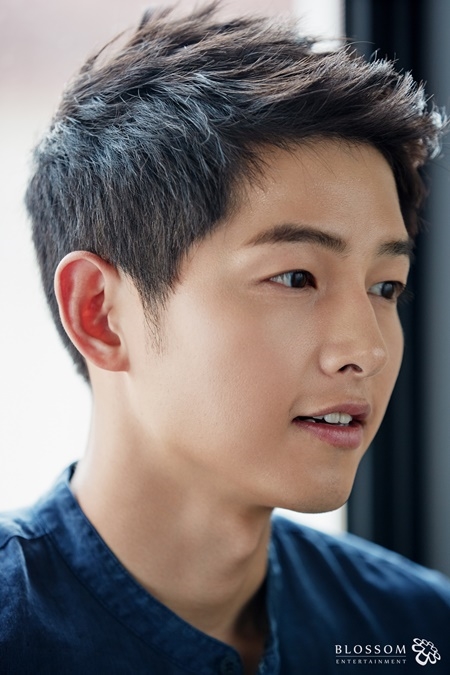 Song Joong Ki sẽ tham dự MAMA 2017 tại Hong Kong