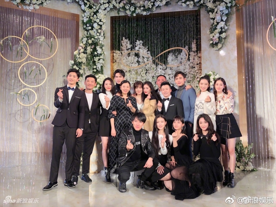 Dương Mịch vẫn nổi bần bật ở đám cưới quản lý cũ dù ăn diện đơn giản