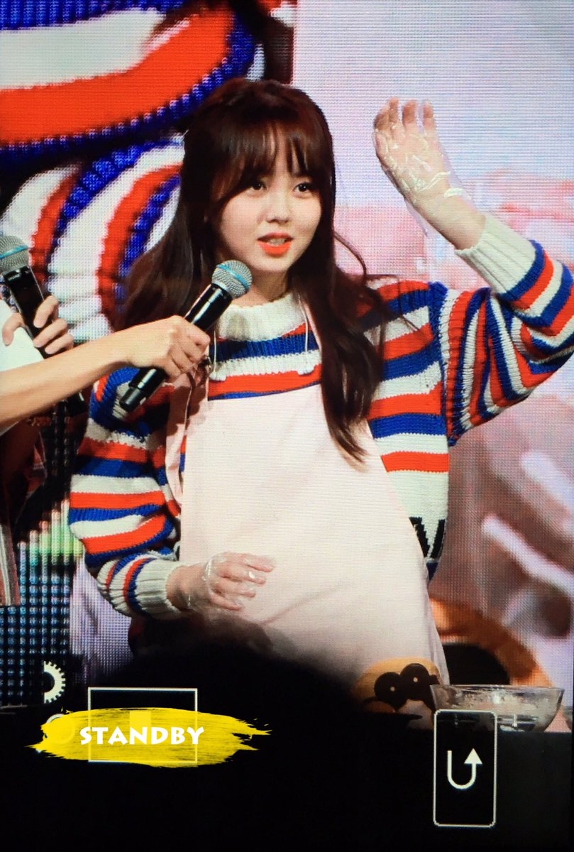 Fanmeeting ở Đài Loan:So Hyun nhảy gashina phiên bản siêu đáng yêu