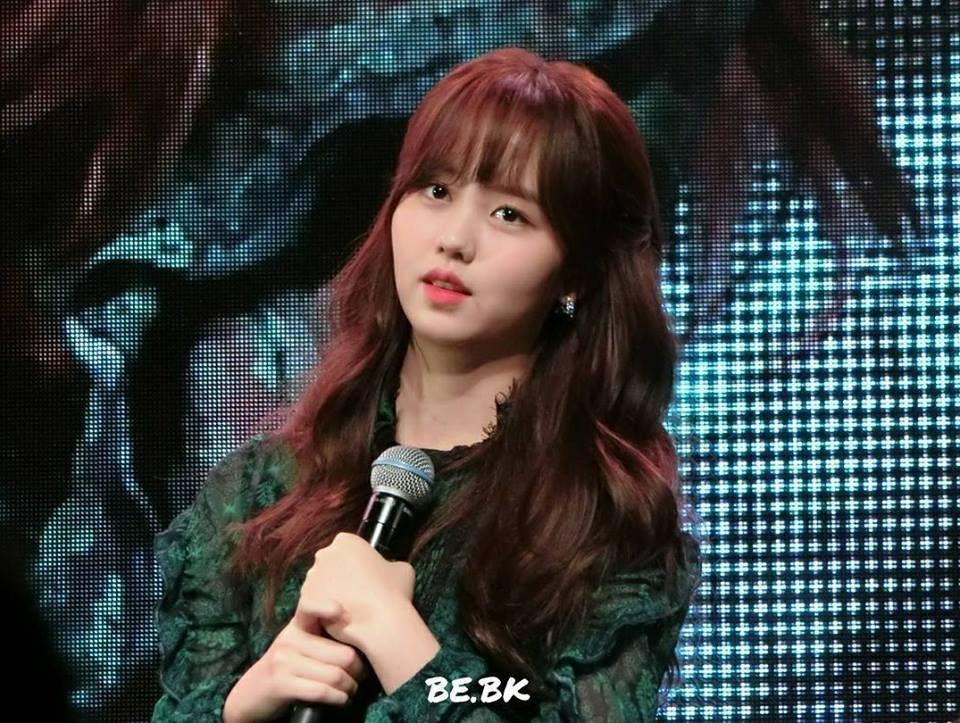 Fanmeeting ở Đài Loan:So Hyun nhảy gashina phiên bản siêu đáng yêu