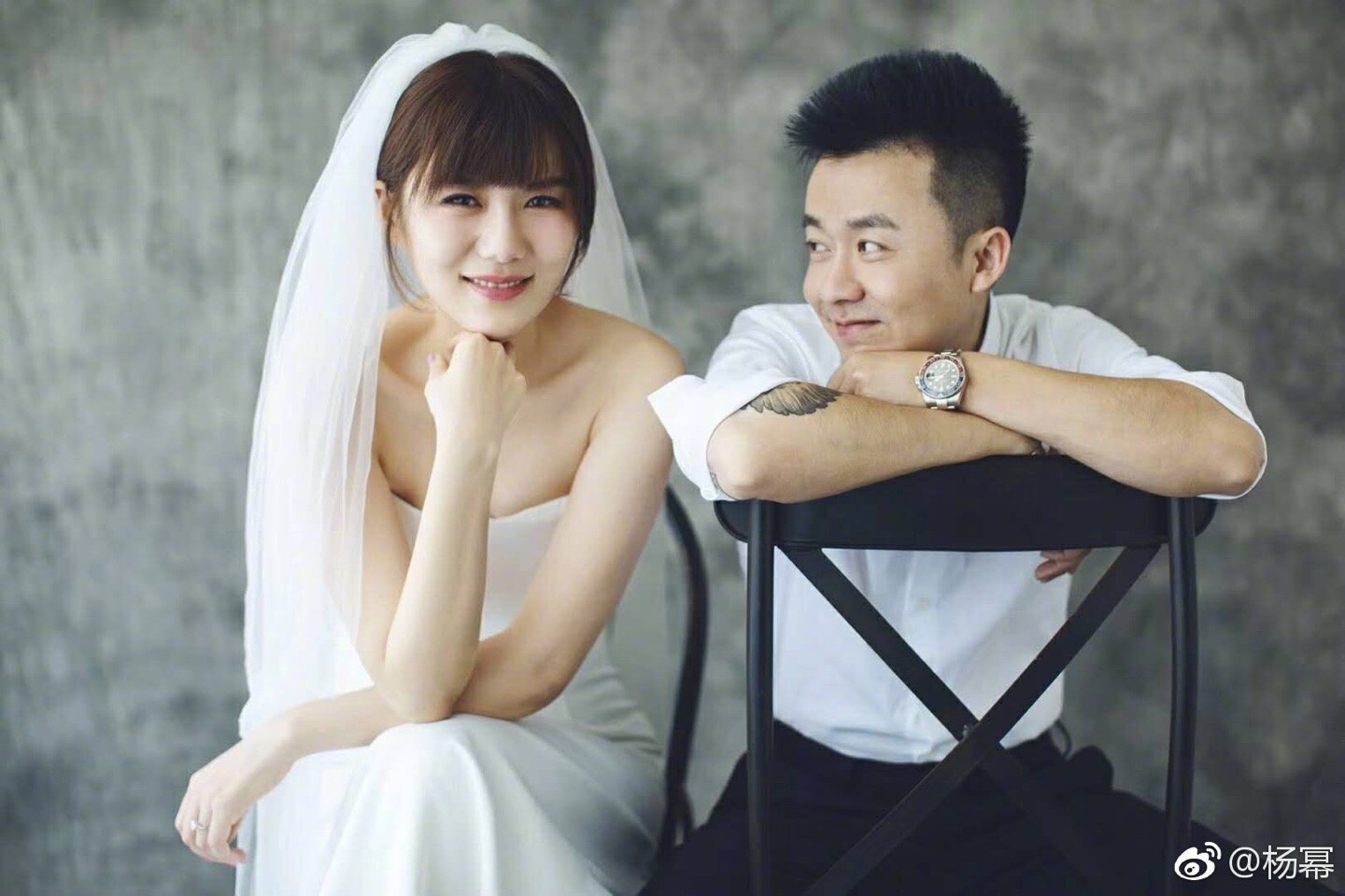 Dương Mịch vẫn nổi bần bật ở đám cưới quản lý cũ dù ăn diện đơn giản