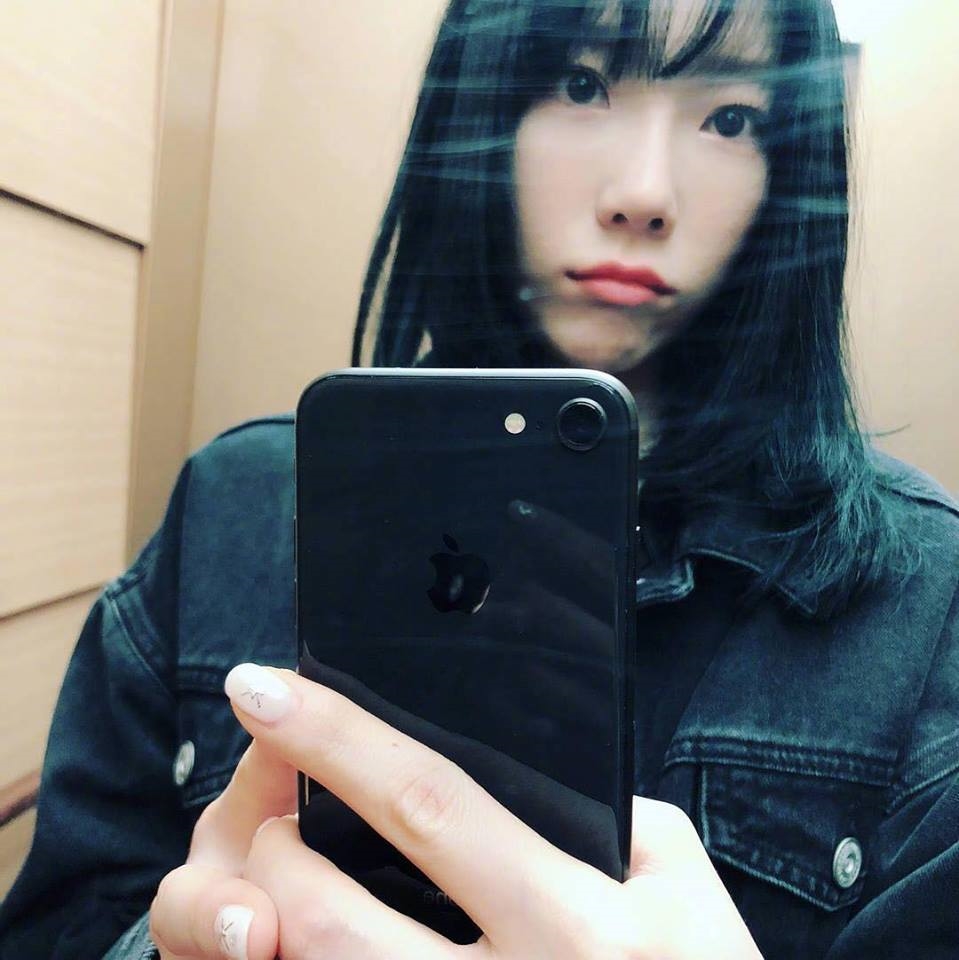 Fansite của Taeyeon: cưng thần tượng, năm nào cũng mua iphone tặng