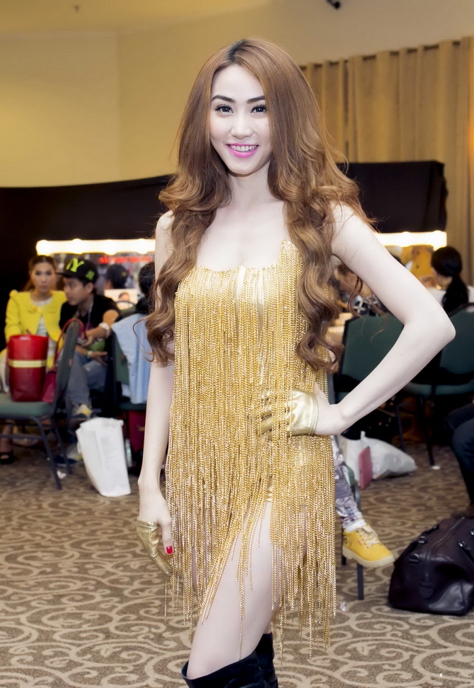 Những nữ diễn viên chỉ nên tập trung đóng phim chứ đừng đi hát