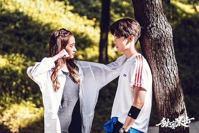 Netizen mắng Đặng Siêu vì làm mai cho Lộc Hàm - Hiểu Đồng