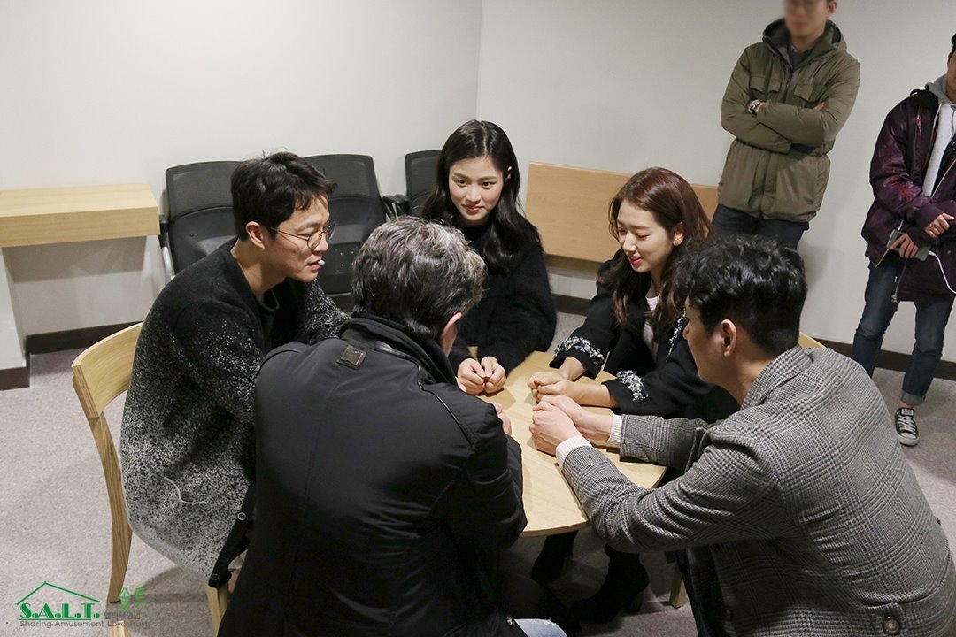 Park Shin Hye xinh như thiên thần trong sự kiện quảng bá movie mới