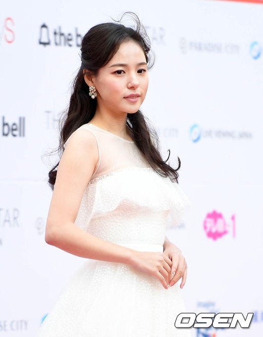 Dàn sao khủng 'dàn trận' trên thảm đỏ 'Asia Artist Awards 2017'