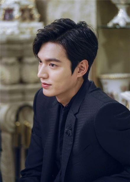 Lee Min Ho - Suzy chính thức xác nhận 'đường ai nấy đi'