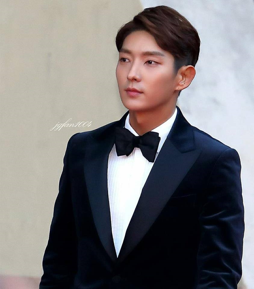 Lee Jun Ki tiết lộ muốn đóng cảnh nóng bỏng với Park Seo Joon