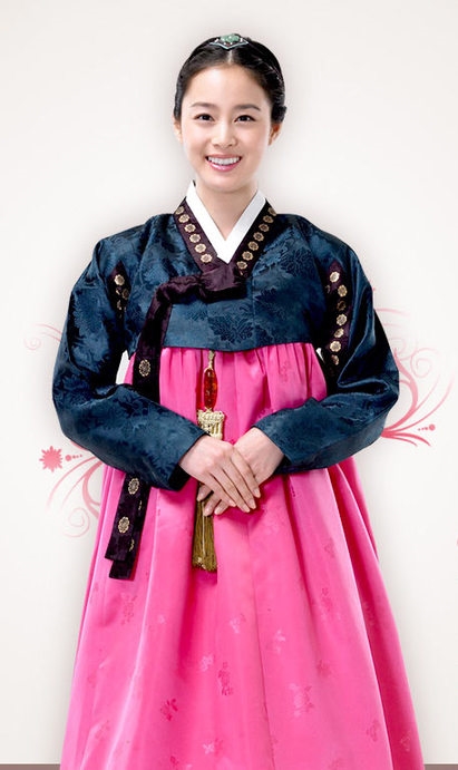 Phim cổ trang Hàn gây tranh cãi vì hanbok “hở bạo”
