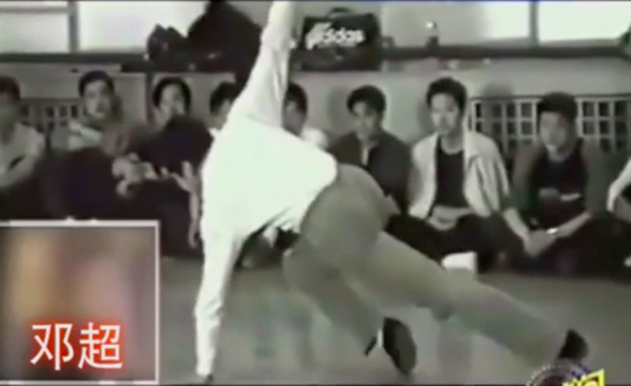 Clip thử giọng để tham gia showbiz ngày đầu của sao Hoa ngữ