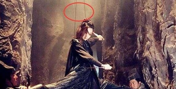 Thánh soi tái xuất, tiếp tục nhặt sạn trong phim truyền hình