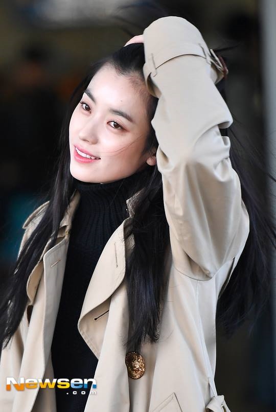 Những hình ảnh mới nhất xinh lung linh của Han Hyo Joo