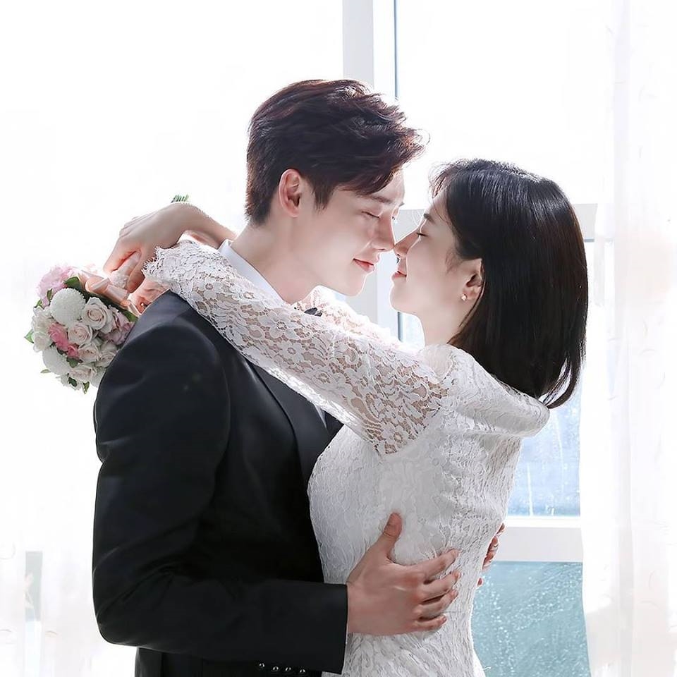 Khi Nàng Say Giấc tung ảnh hậu trường tình cảm của Suzy - Lee Jong Suk
