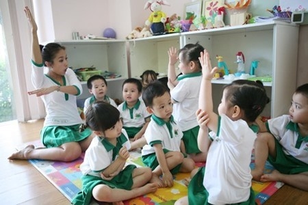 Những sao Việt lặng thầm làm giáo viên