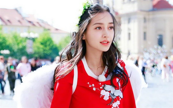 Giật mình với top 10 sao nữ hot nhất Hoa ngữ hiện nay