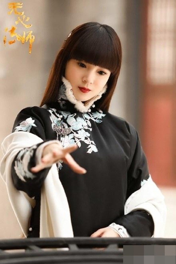 Tạo hình mái ngố phim cổ trang của mỹ nhân: xinh hết phần thiên hạ
