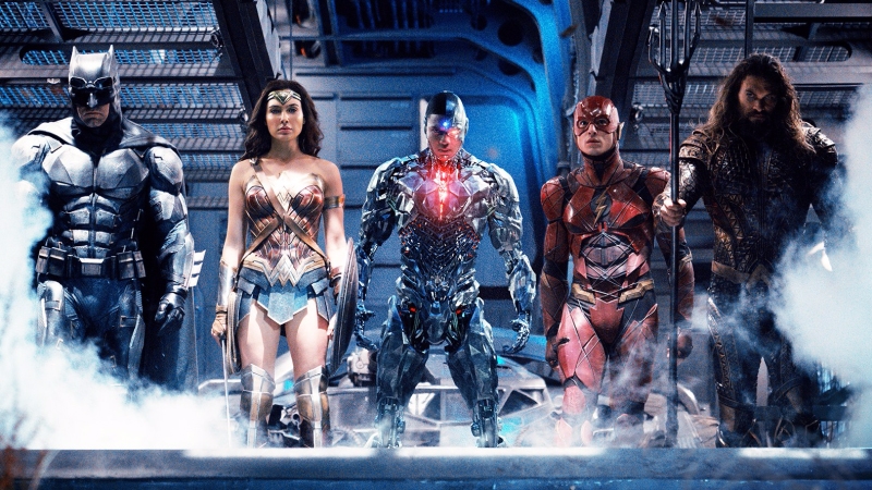 Fan mở chiến dịch kêu gọi Zack Snyder cứu vũ trụ DC khỏi hủy diệt