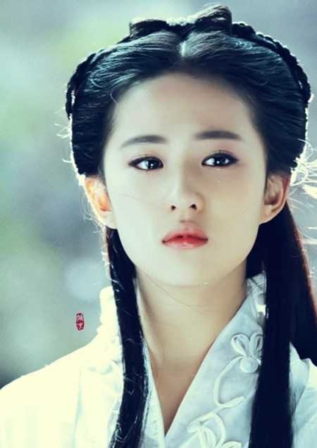 Đóng phim nhiều là thế nhưng đây là tạo hình đẹp nhất của sao