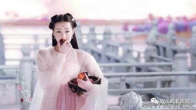 Thần tượng Cbiz đã dùng cả thanh xuân của mình để làm gì?