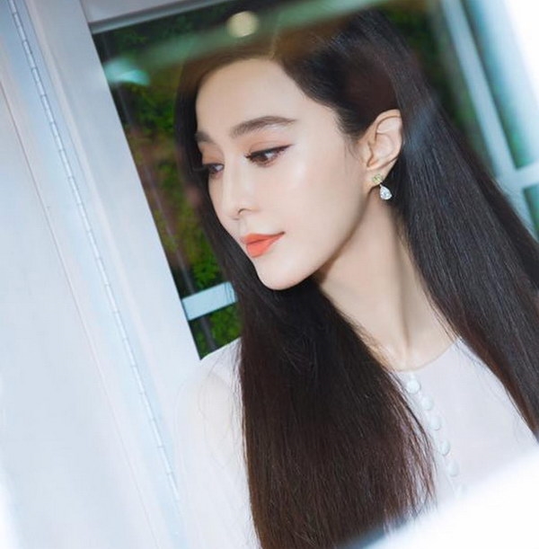 Giật mình với top 10 sao nữ hot nhất Hoa ngữ hiện nay