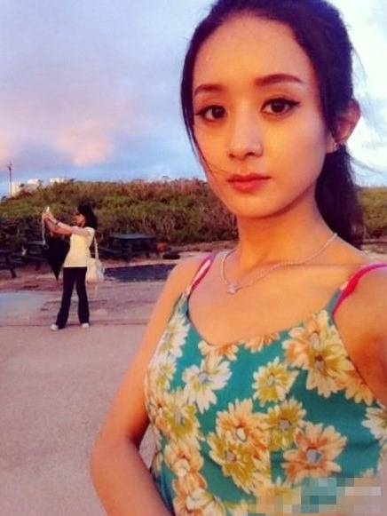 Ngất ngây với nhan sắc của mỹ nhân Hoa ngữ trong bộ đồ bơi