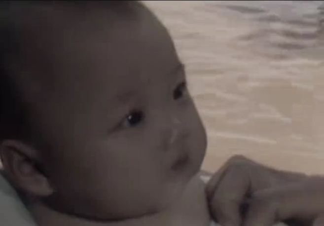 Đường Tăng nhỏ tuổi nhất Tây Du Ký 1986 vừa lộ diện đã gây bão mạng