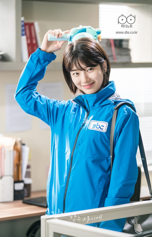 Hyeri khoe được Suzy giúp đỡ rất nhiều khi chuẩn bị vào vai phóng viên