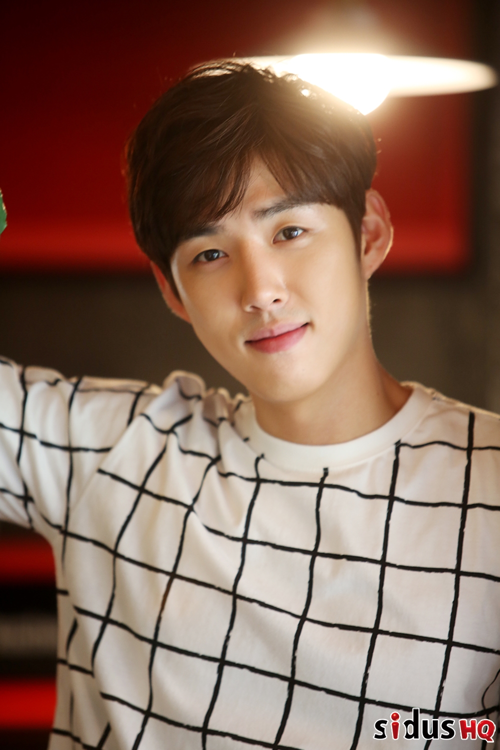 Baek Sung Hyun thông báo nhập ngũ đầu tháng 1 năm sau