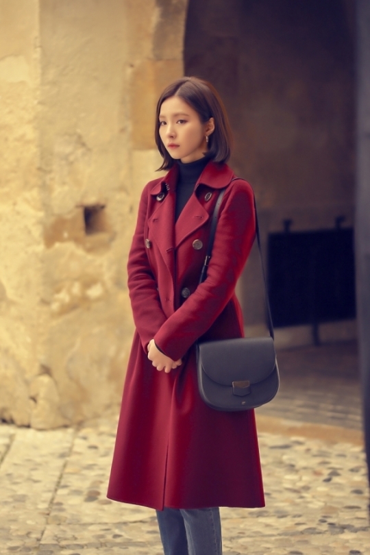 Shin Se Kyung với tạo hình cổ trang trong phim mới Black Knight