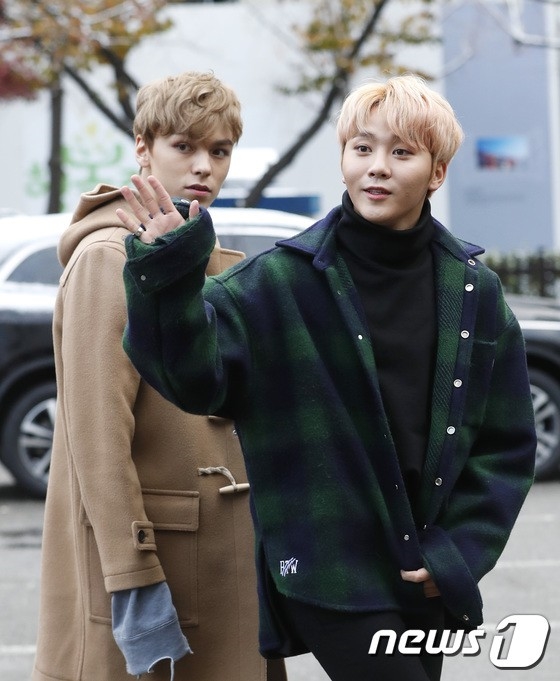 Dàn trai xinh gái đẹp Kpop đến KBS ghi hình cho Music Bank