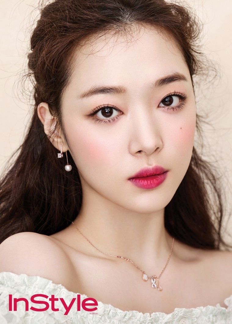 Sulli tiếp tục gia hạn hợp đồng quản lý với SM Entertainment